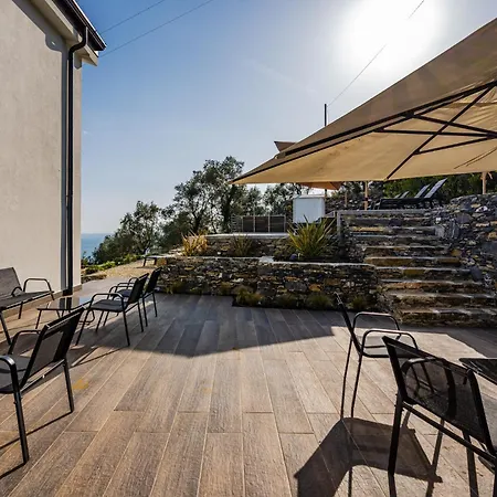 - Bilocale Con Piscina E Vista Colline Apartmán