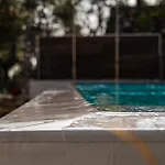 - Bilocale Con Piscina E Vista Colline * Rapallo