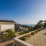 - Bilocale Con Piscina E Vista Colline