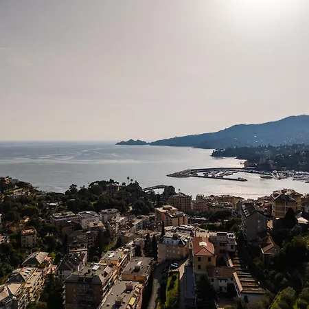 - Bilocale Con Piscina E Vista Colline * Rapallo