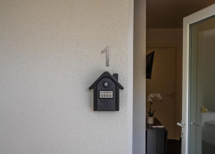 - Bilocale Con Piscina E Vista Colline Appartement Rapallo