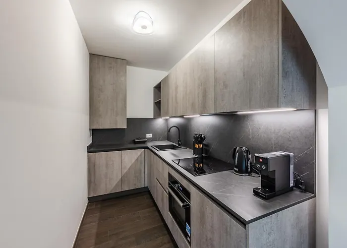 - Bilocale Con Piscina E Vista Colline Rapallo